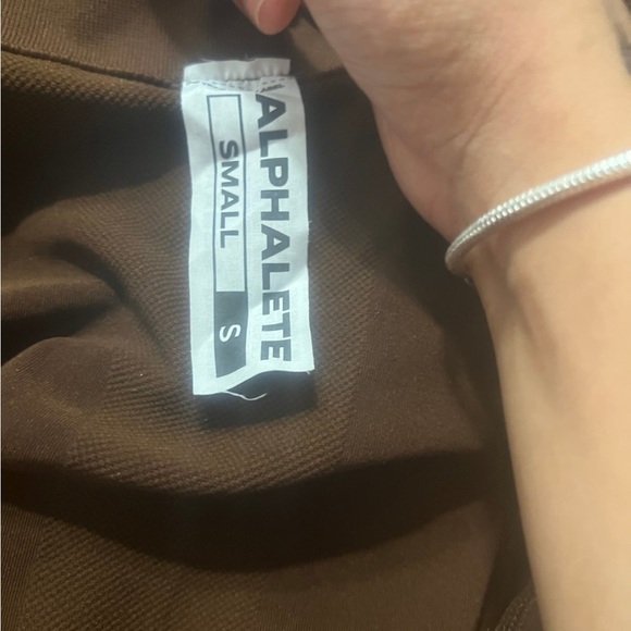 Alphalete leggings - Picture 2 of 5